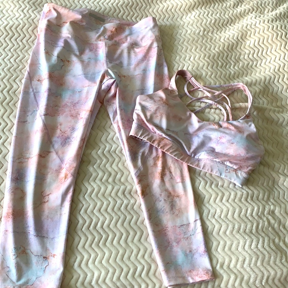 Cute sporty matching set workout wear